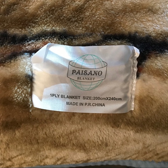 Paisano Plush Blanket Spring Pony Double Sided - Picture 3 of 6